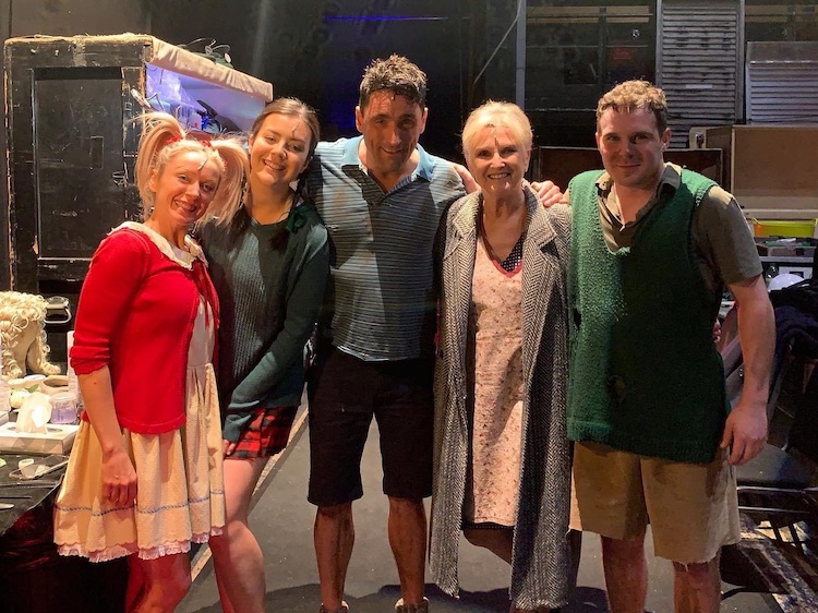 Lyn Paul pictured with members of the Blood Brothers' cast, 2021.