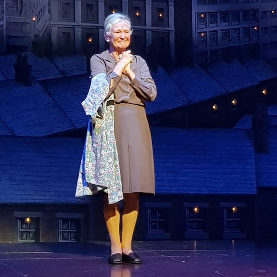 Lyn Paul's curtain call as Mrs. Johnstone, 26th May 2018.