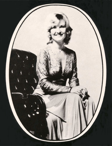Lyn Paul pictured on the sleeve of her "Give Me Love LP.