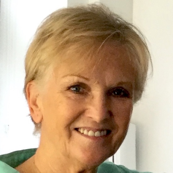 Lyn Paul, photographed in her dressing room at the Liverpool Empire.